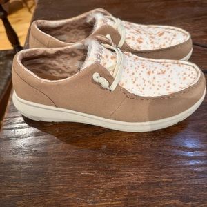Ariat Hilo Hair on hide casual slip on